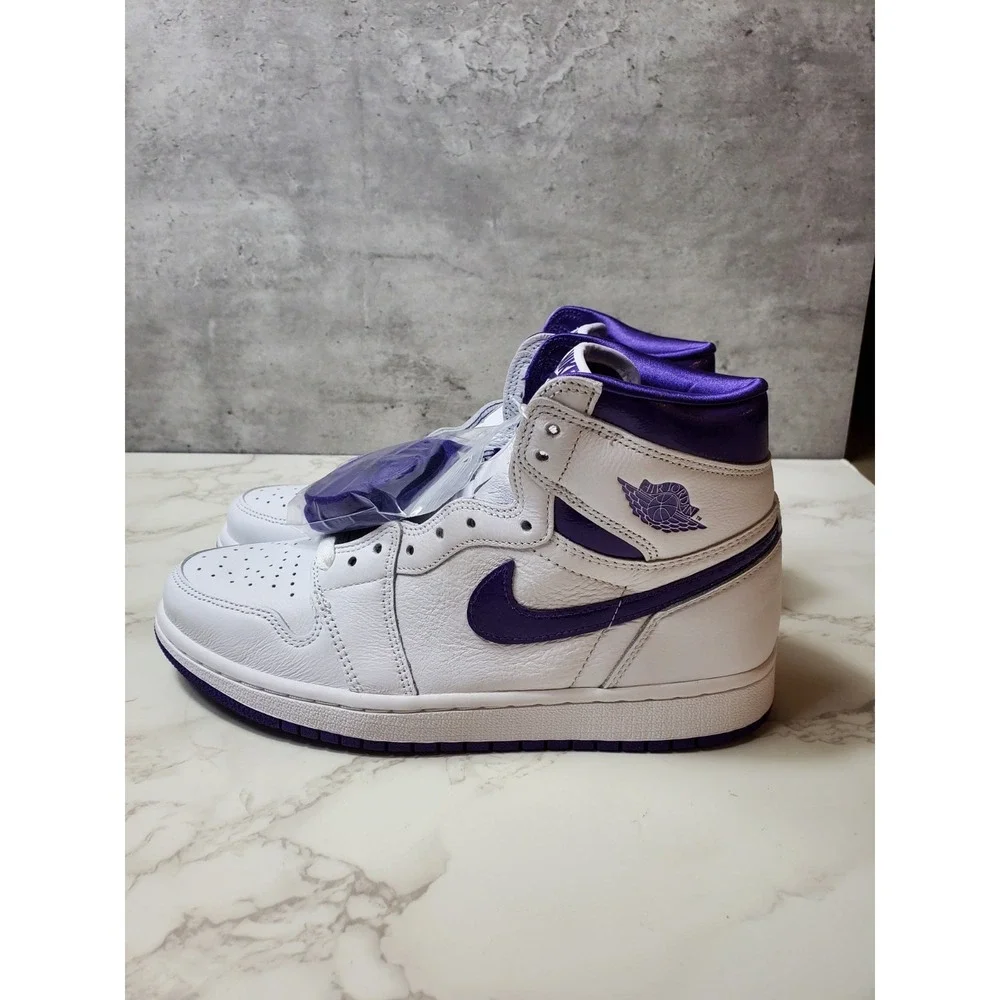 Nike Air Jordan 1 Retro High OG Court Purple Size 7 Women's  5.5 Men's